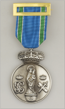Medalla Virgen del Pilar Guardia Civil " Un siglo de Protección"